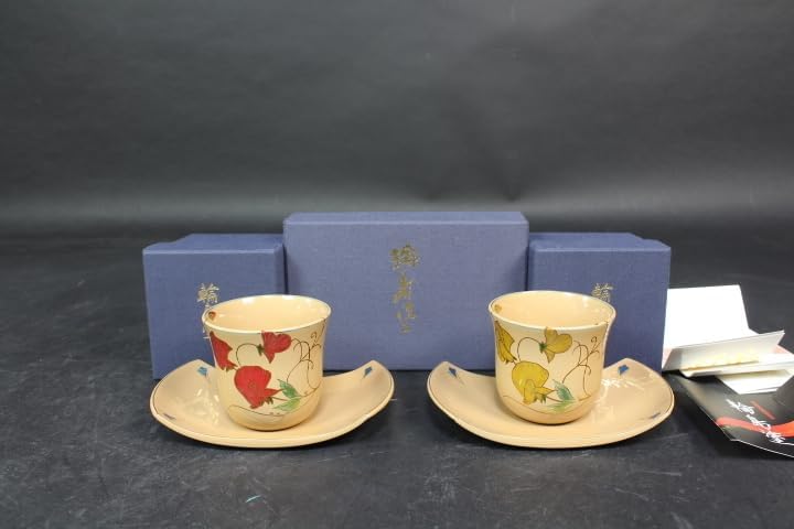輪島塗 花蒔絵カップ 螺鈿入り茶托OR銘々皿 輪島塗の童子蒔絵絵変り